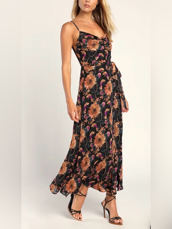 Lulus Dresses & Skirts - Lulu’s Darling Black Floral Dress Size Medium